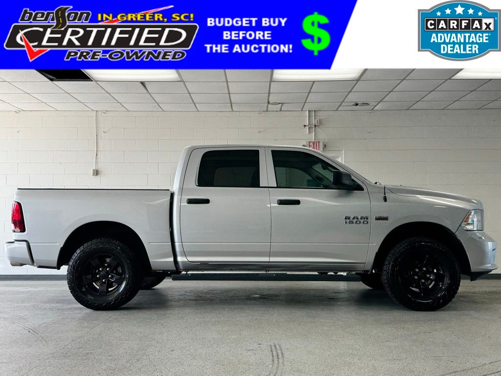2016 RAM 1500 Express 4x4 Crew Cab 5'7" (Fleet)'s photo