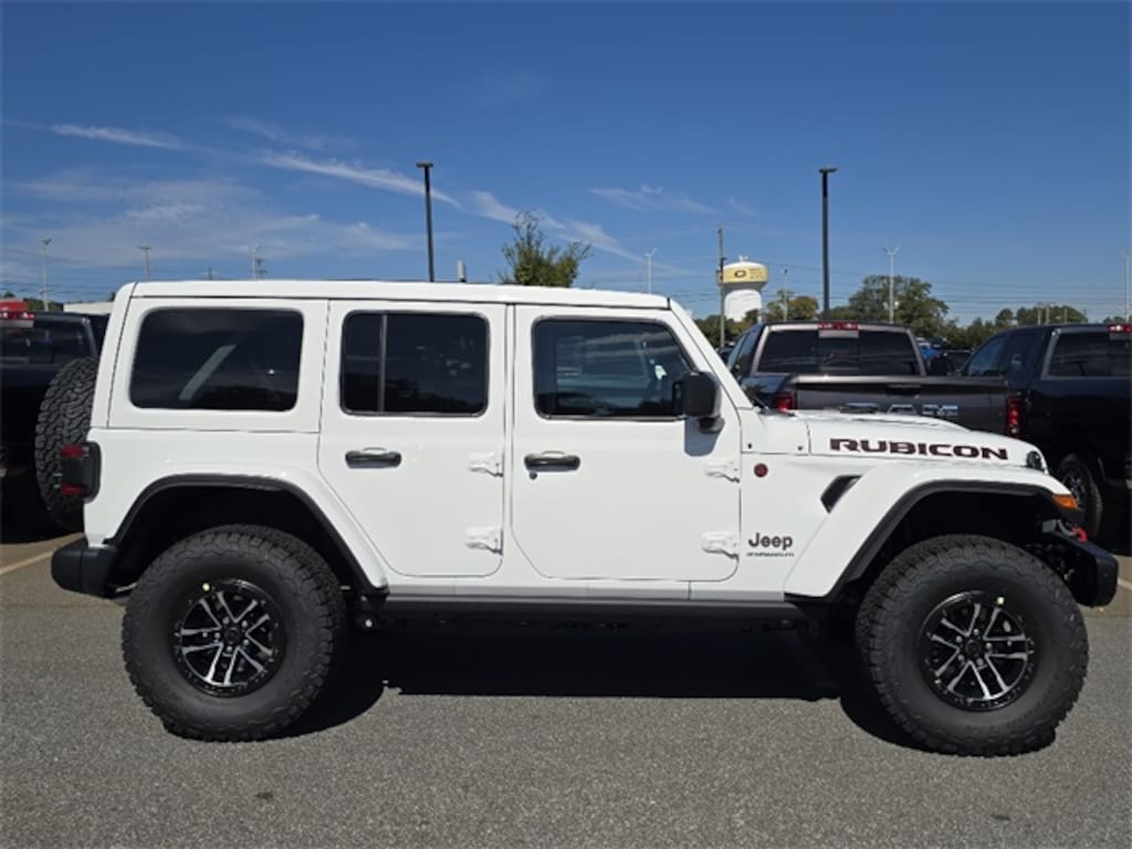 New 2026 Jeep Wrangler 4-DOOR RUBICON X Sport Utility