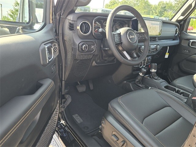 2025 Jeep Gladiator Sport photo 4