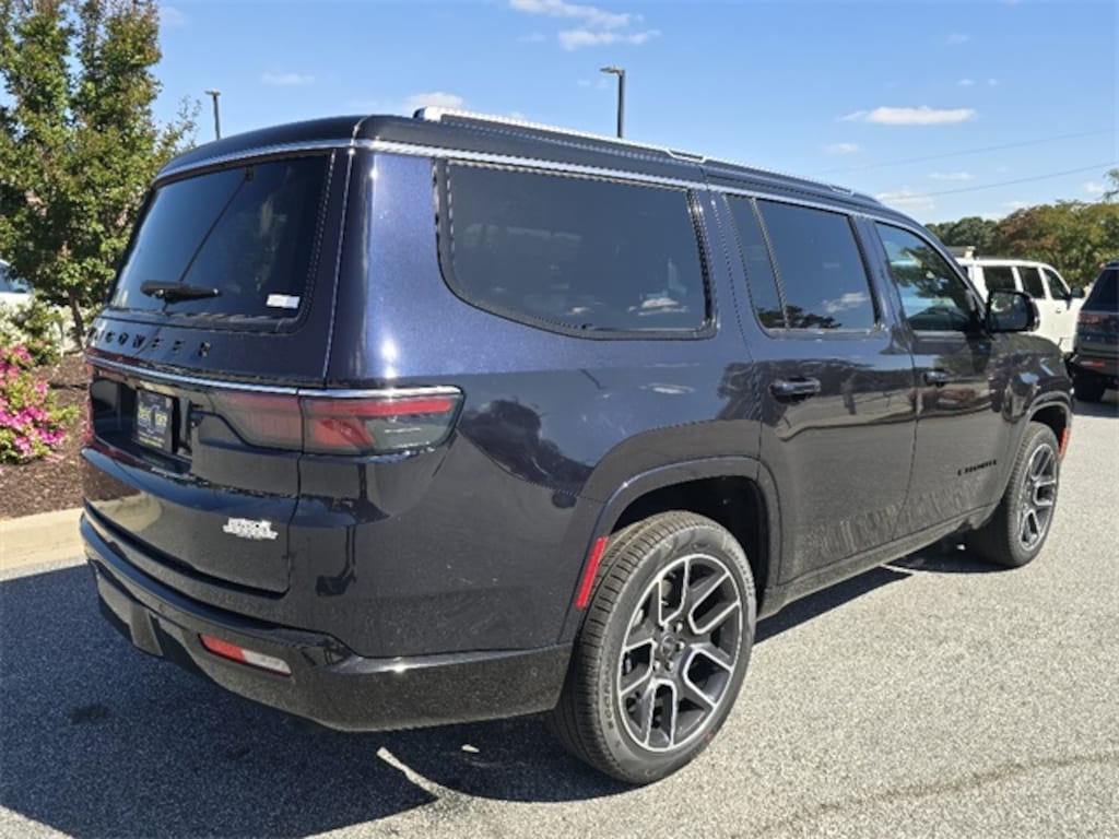 New 2025 Jeep Wagoneer SUPER 4X4 Sport Utility