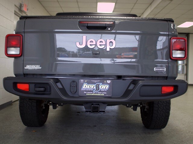 2021 Jeep Gladiator Overland photo 4