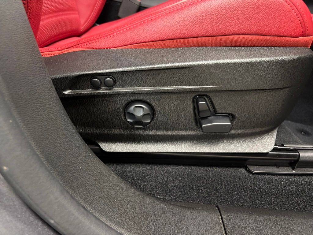 2024 Alfa Romeo Stelvio Veloce - Photo 23