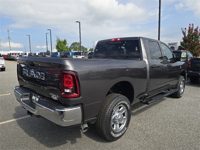 2025 Ram 2500 Tradesman photo 3