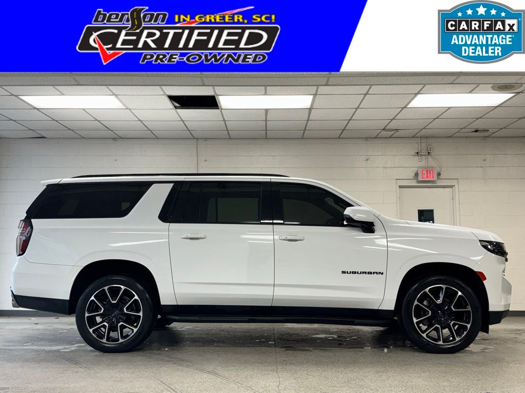 2022 Chevrolet Suburban 4WD 1500 RST's photo