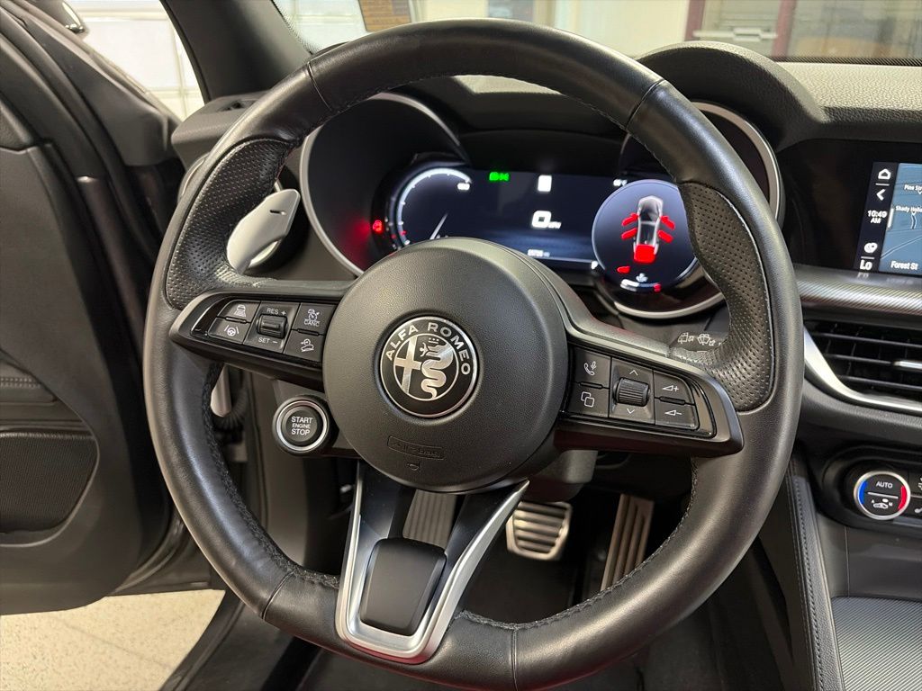 2024 Alfa Romeo Stelvio Veloce - Photo 32