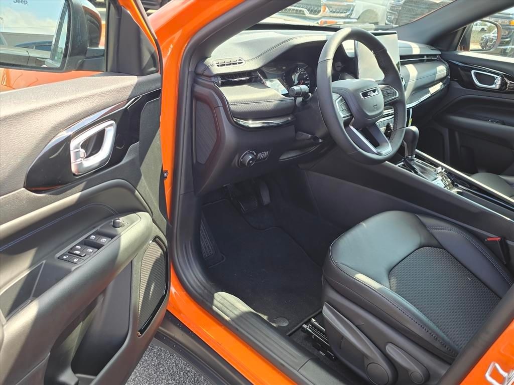 New 2026 Jeep Compass LATITUDE ALTITUDE 4X4 Sport Utility