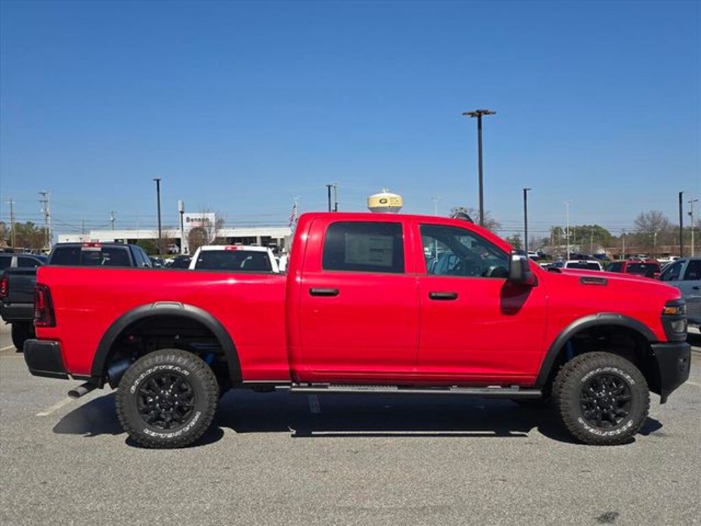 New 2026 Ram 2500 TRADESMAN CREW CAB 4X4 6'4 BOX Pickup