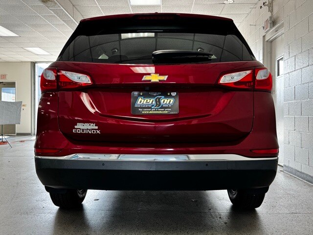 2020 Chevrolet Equinox LT photo 3