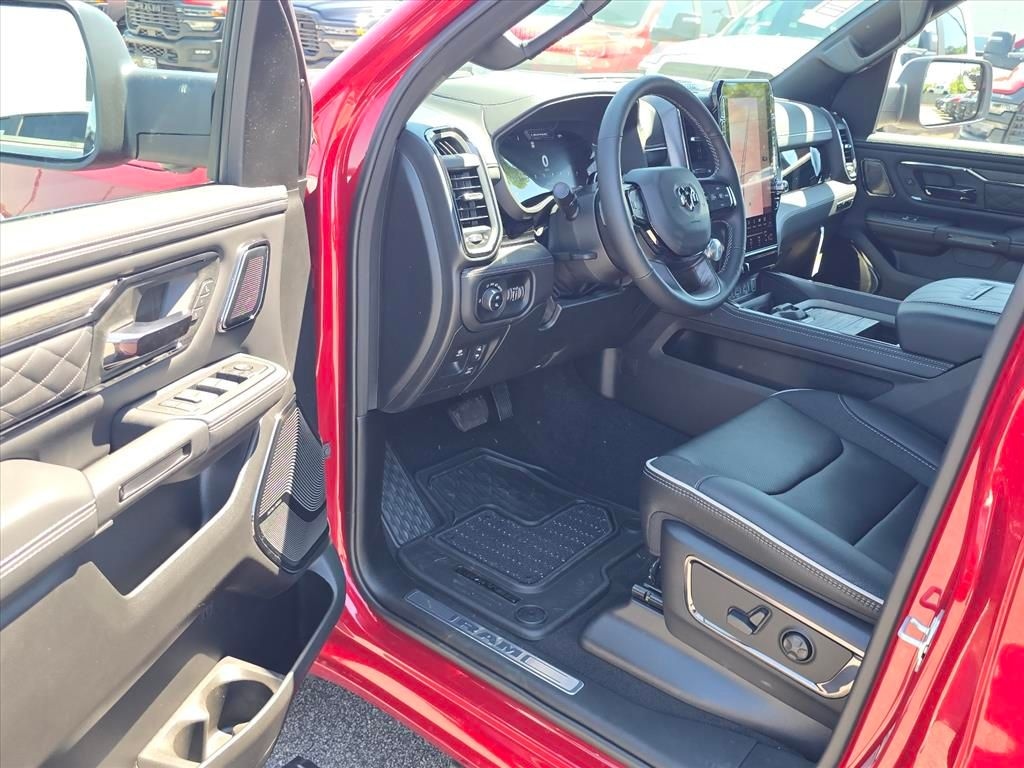 New 2026 Ram 1500 LIMITED CREW CAB 4X4 5'7 BOX Pickup