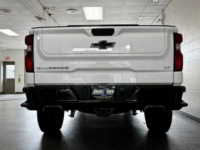 2021 Chevrolet Silverado 1500 LT Trail Boss photo 4