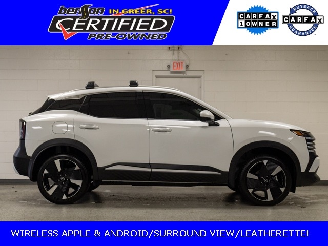 2025 Nissan Kicks SR's photo