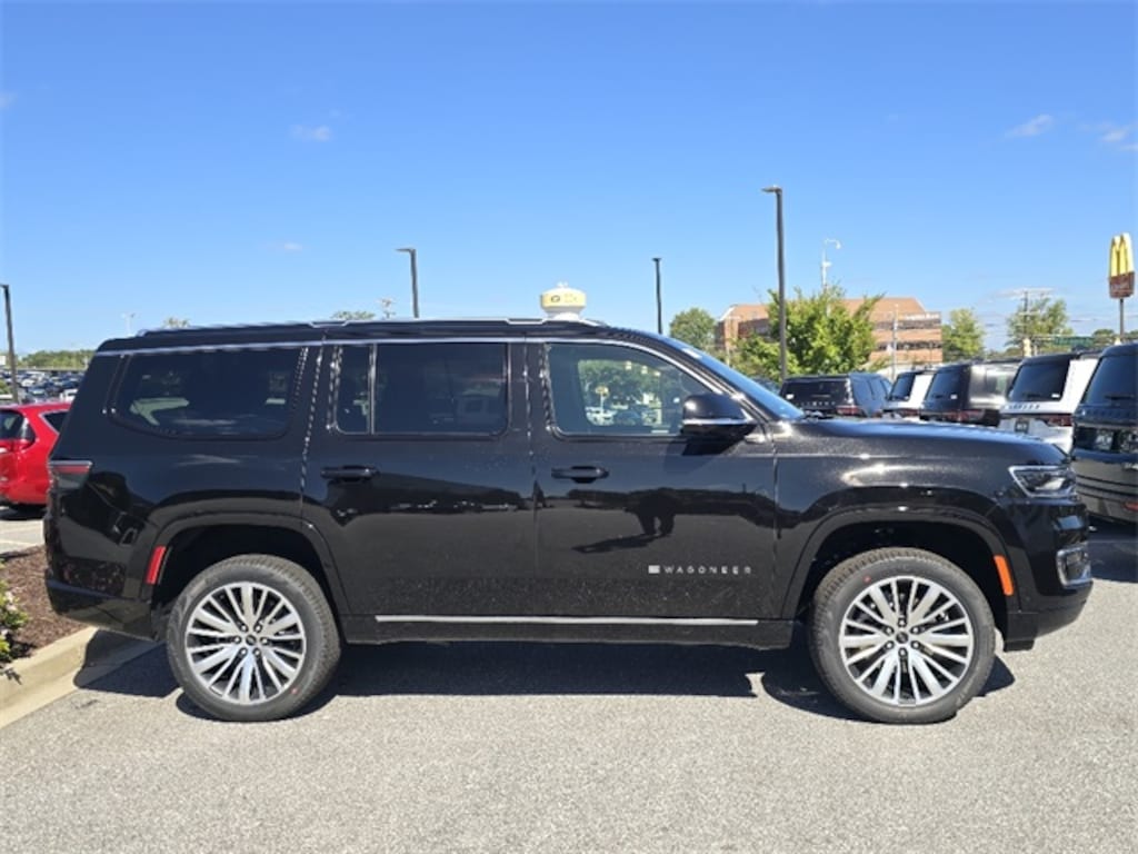 New 2025 Jeep Wagoneer LIMITED 4X4 Sport Utility
