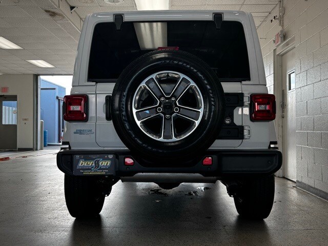 2023 Jeep Wrangler Sahara Sport photo 2