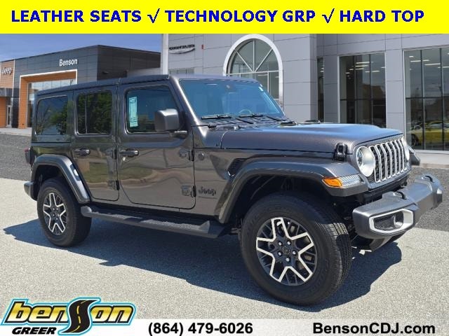 2025 Jeep Wrangler 4-Door Sahara's photo
