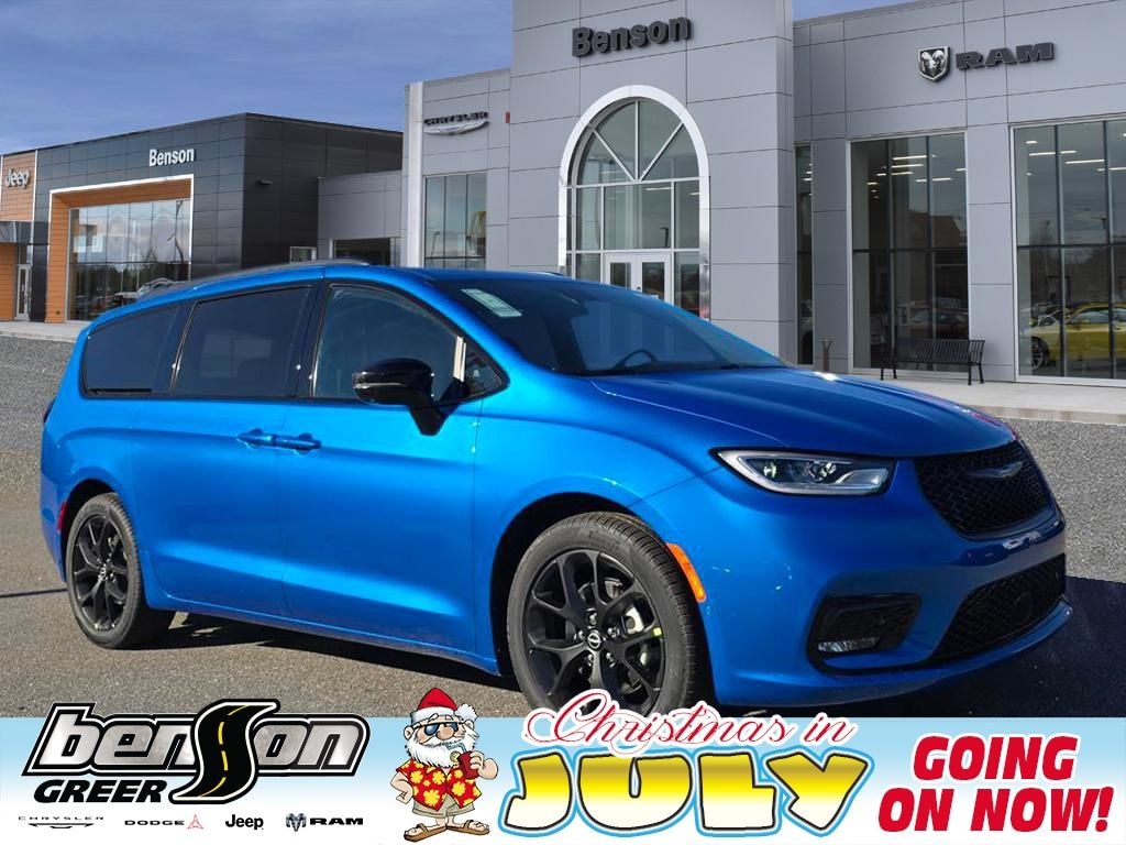 New 2026 Chrysler Pacifica SELECT Passenger Van