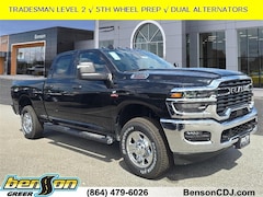 2025 Ram 2500 TRADESMAN CREW CAB 4X4 6'4 BOX Pickup