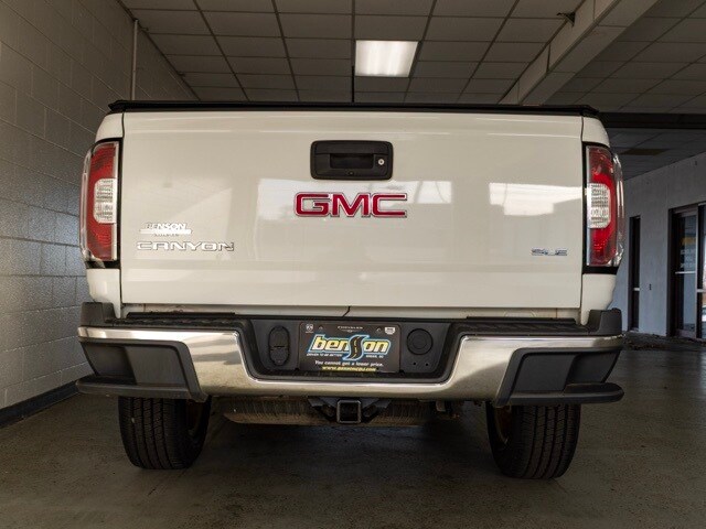 2017 Gmc Canyon SLE photo 2
