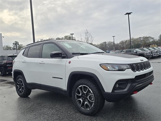 2026 Jeep Compass Trailhawk's photo