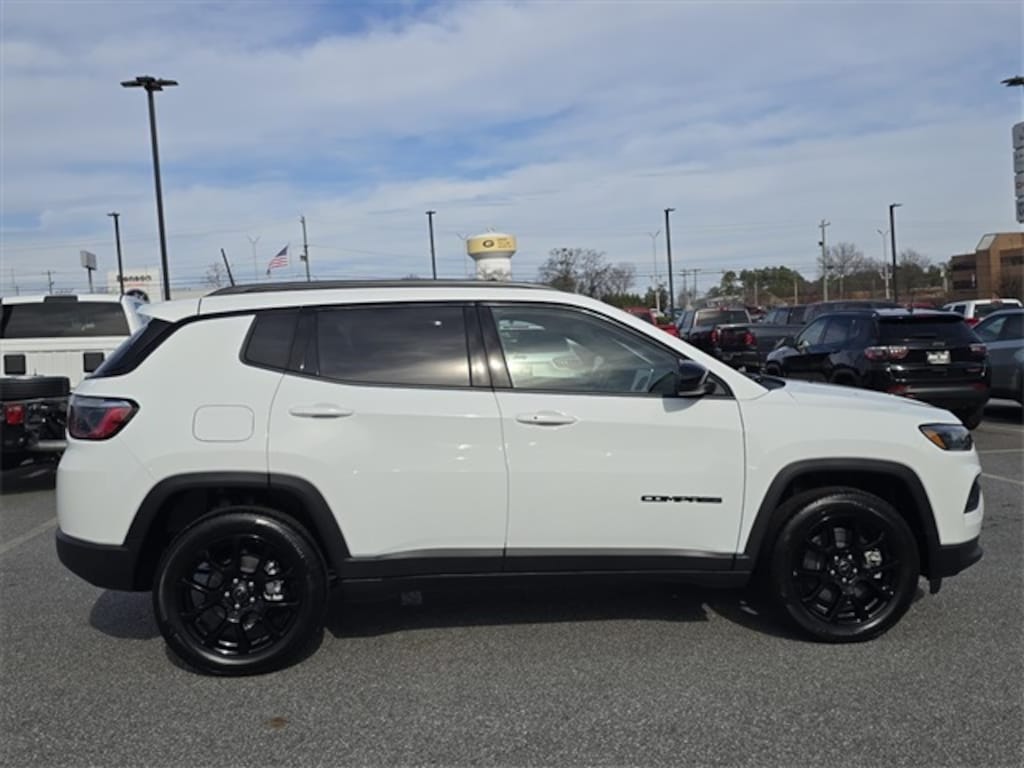 New 2026 Jeep Compass LATITUDE ALTITUDE 4X4 Sport Utility