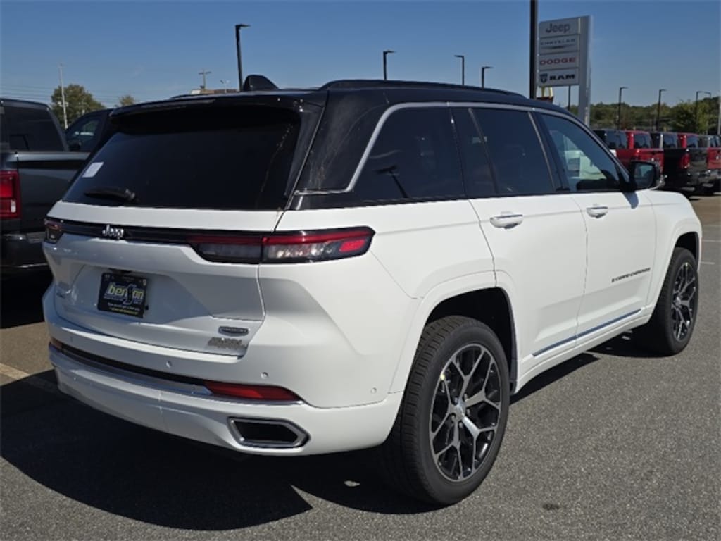 New 2025 Jeep Grand Cherokee SUMMIT RESERVE 4X4 Sport Utility