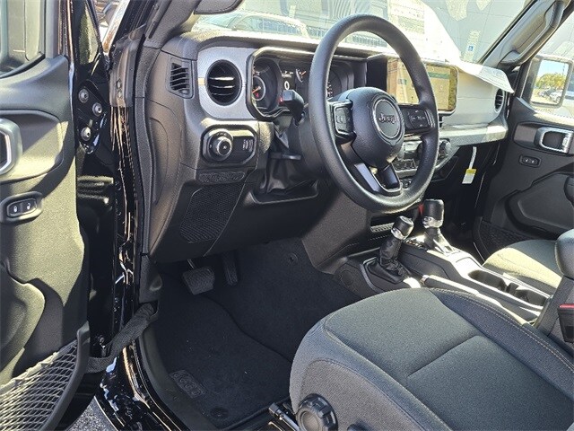 2026 Jeep Wrangler Sport photo 4