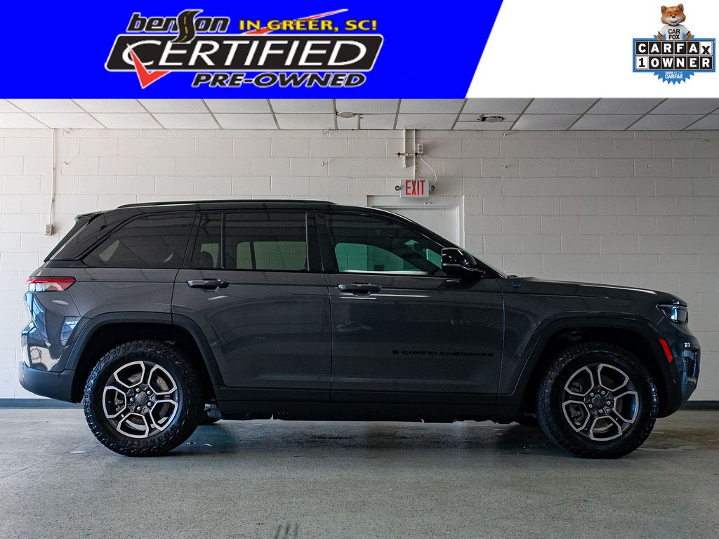 2022 Jeep Grand Cherokee Trailhawk 4xe 4x4's photo