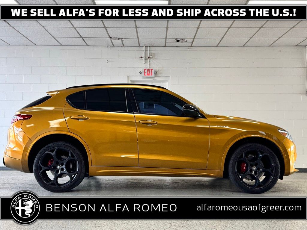 2023 Alfa Romeo Stelvio Veloce AWD's photo