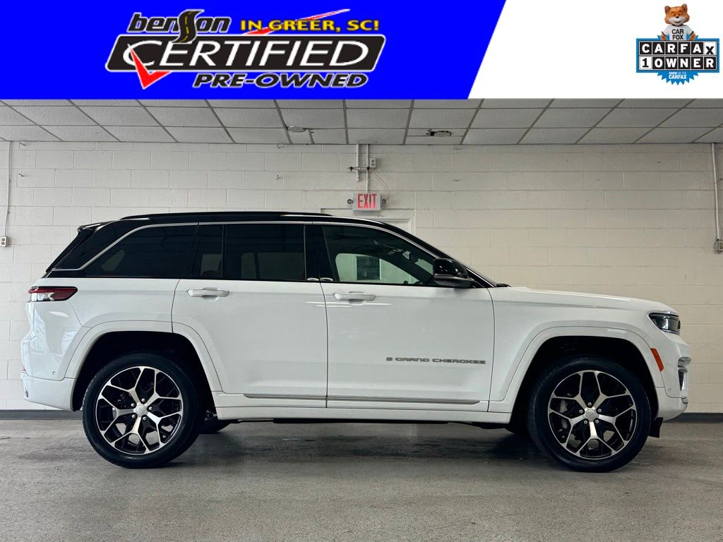 2025 Jeep Grand Cherokee Summit Reserve 4x4's photo