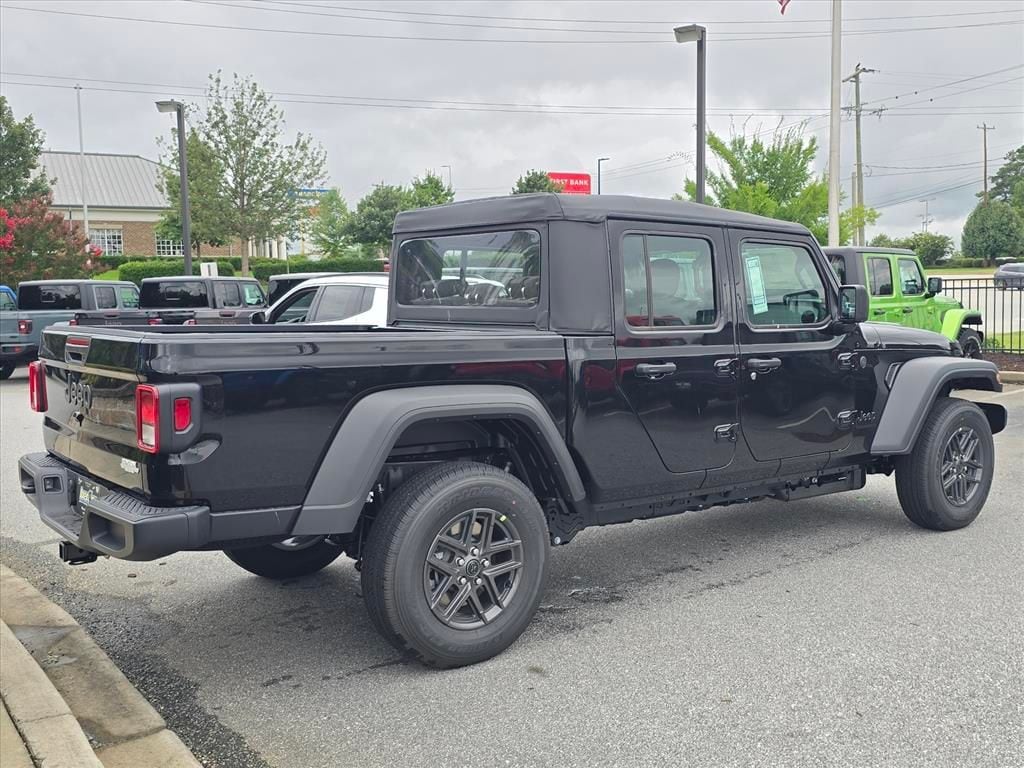 New 2026 Jeep Gladiator SPORT 4X4 Pickup