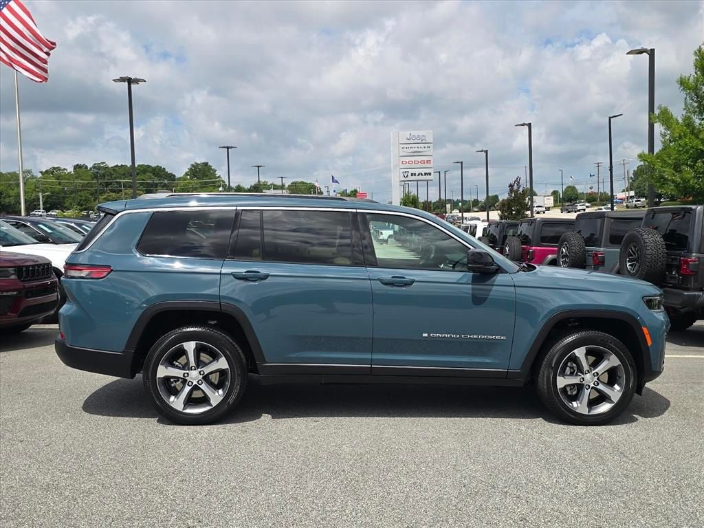 New 2026 Jeep Grand Cherokee L LIMITED 4X4 Sport Utility