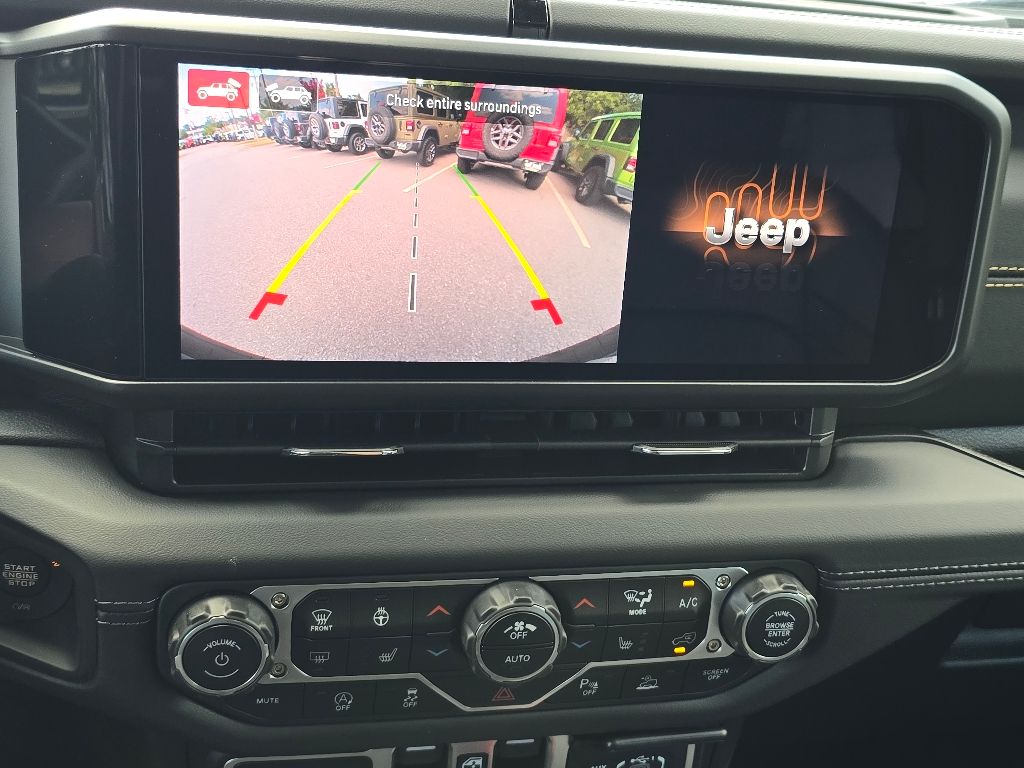 2025 Jeep Wrangler 4-Door Sahara - Photo 12