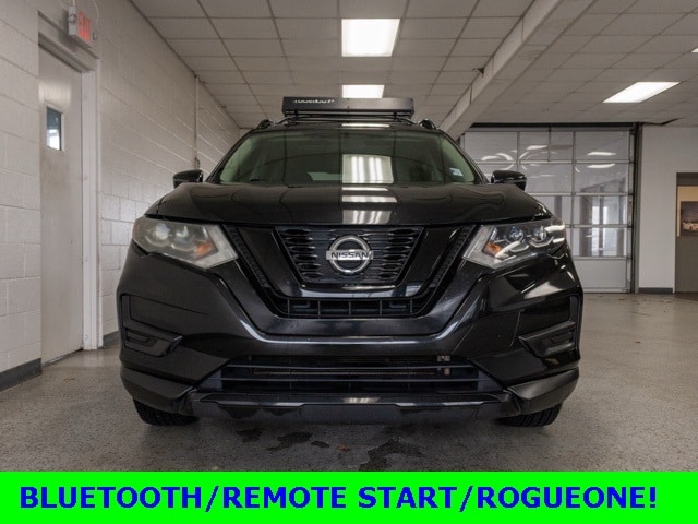 Used 2017 Nissan Rogue SV with VIN 5N1AT2MT8HC758279 for sale in Greer, SC
