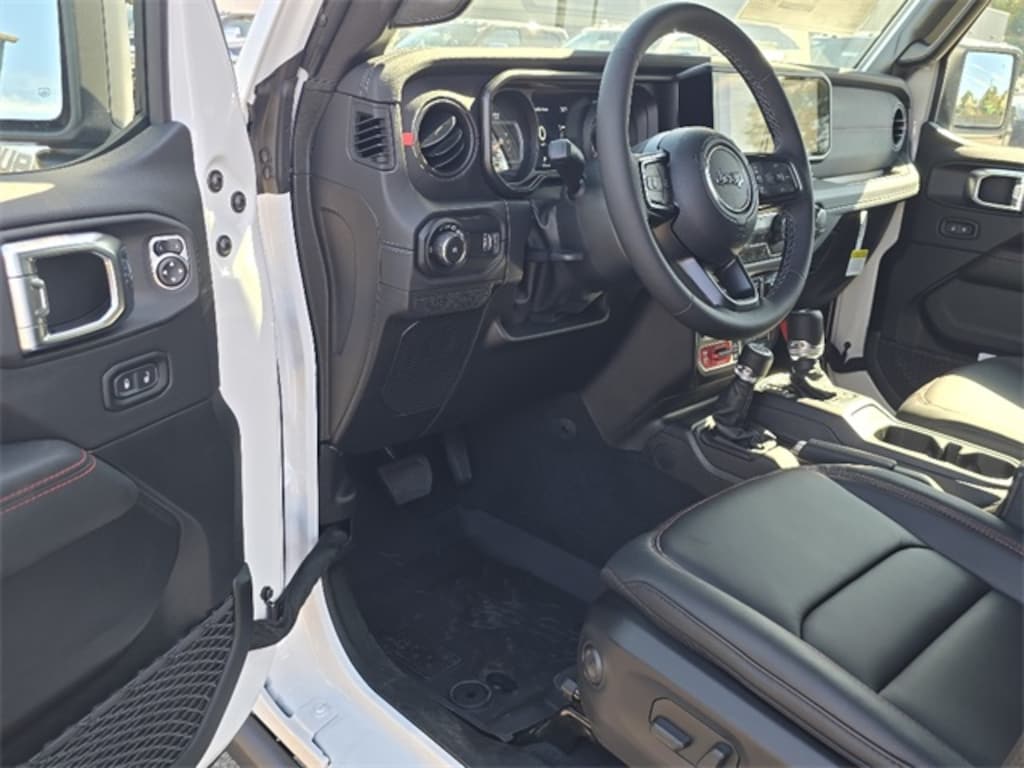 New 2026 Jeep Wrangler 4-DOOR RUBICON X Sport Utility