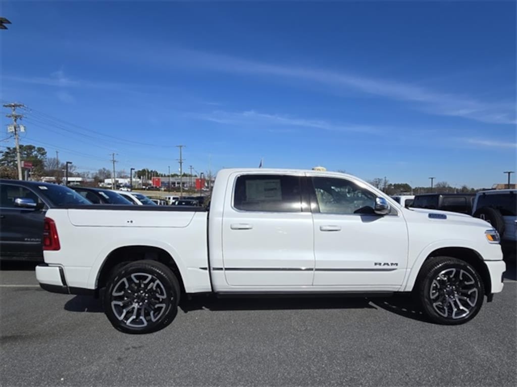 New 2026 Ram 1500 LIMITED CREW CAB 4X4 5'7 BOX Pickup