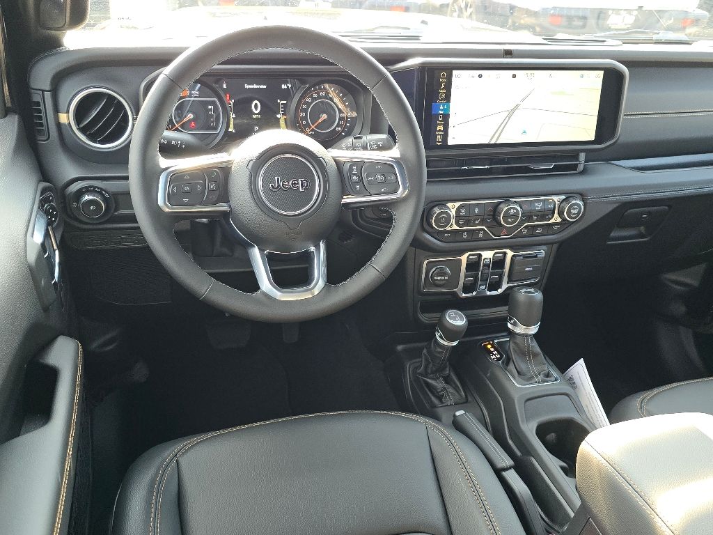 2025 Jeep Wrangler 4-Door Sahara - Photo 6