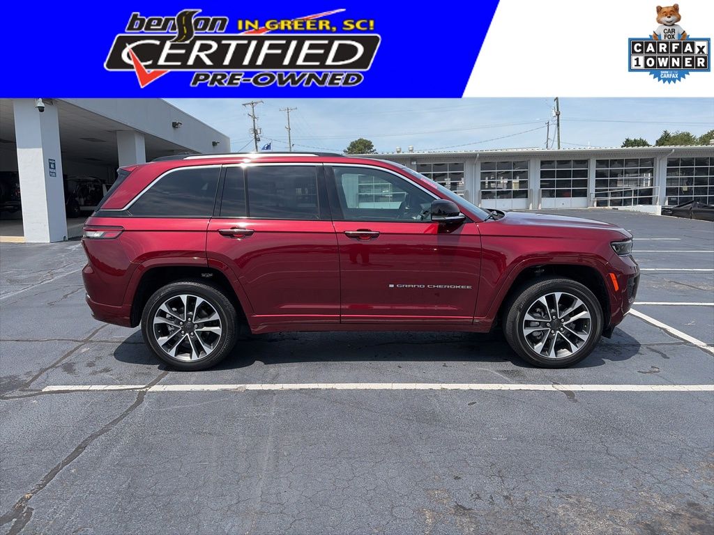 2023 Jeep Grand Cherokee Overland 4x4's photo