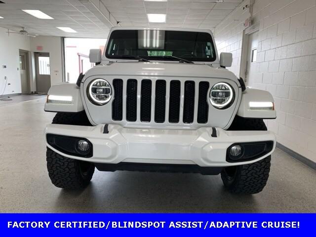 2020 Jeep Wrangler Unlimited Sahara High Altitude photo 2