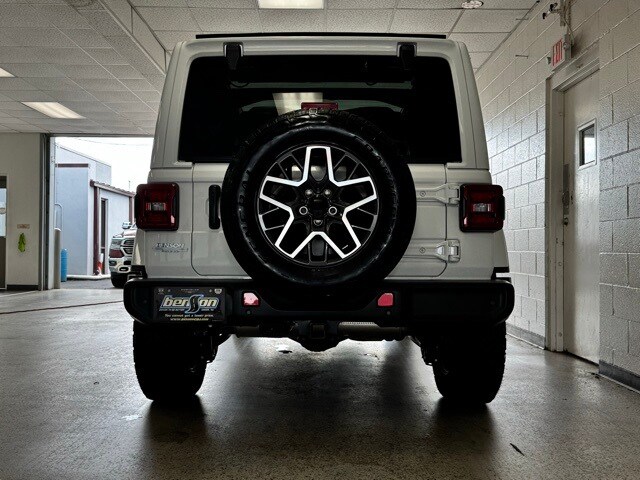 2024 Jeep Wrangler Sahara Sport photo 2