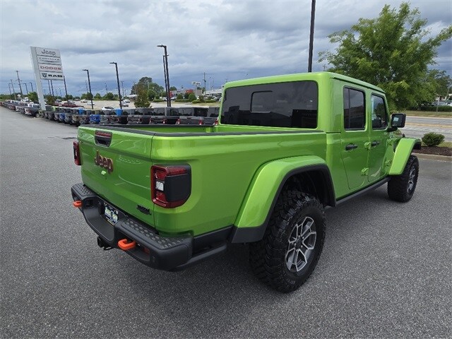 2025 Jeep Gladiator Mojave photo 3