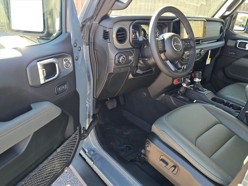 New 2026 Jeep Gladiator MOJAVE X 4X4 Pickup
