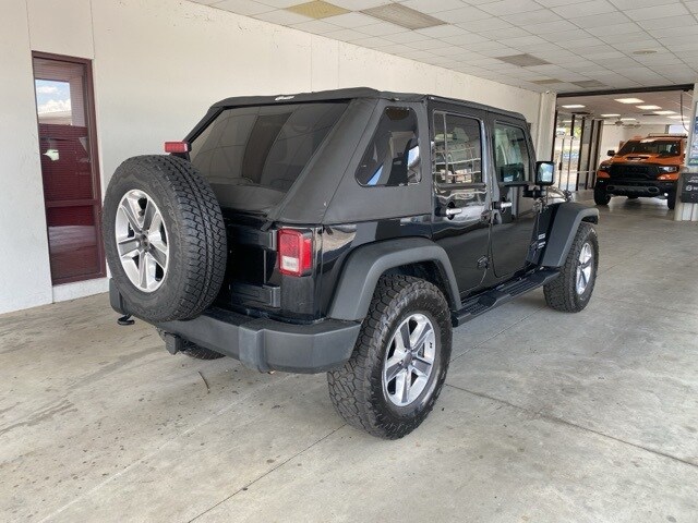 2015 Jeep Wrangler Unlimited Sport photo 3