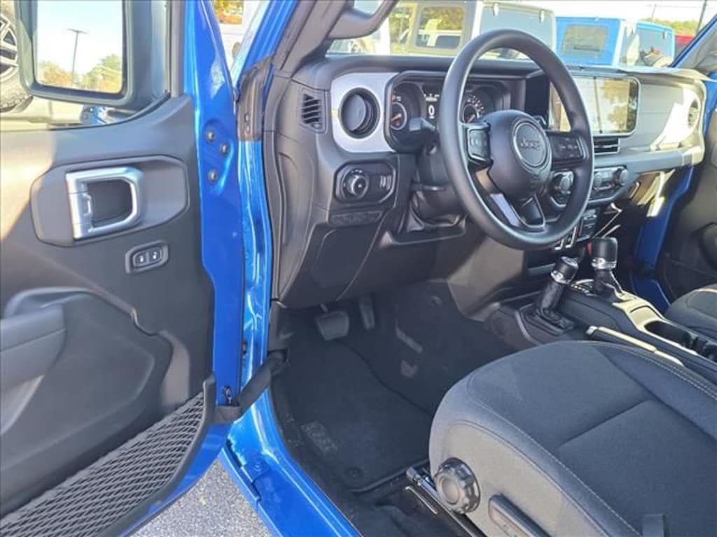 New 2026 Jeep Wrangler 2-DOOR SPORT Sport Utility