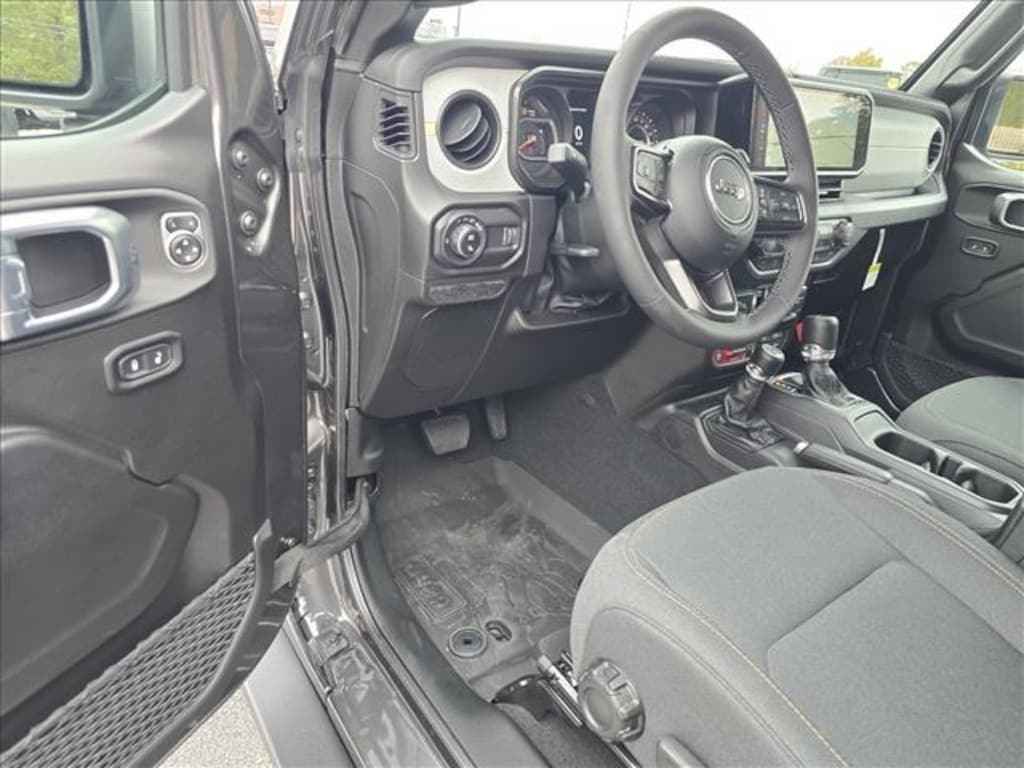 New 2026 Jeep Gladiator WILLYS 4X4 Pickup