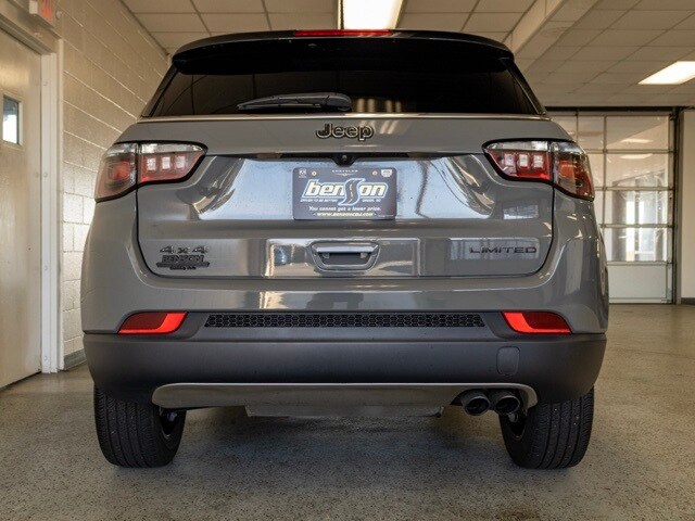 2022 Jeep Compass Limited Sport photo 4