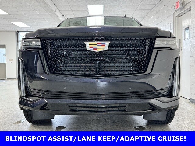 2024 Cadillac Escalade ESV Sport Platinum photo 2