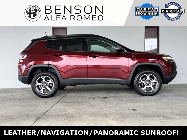 2022 Jeep Compass Trailhawk's photo