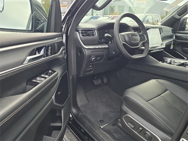 2025 Jeep Wagoneer Series III photo 4