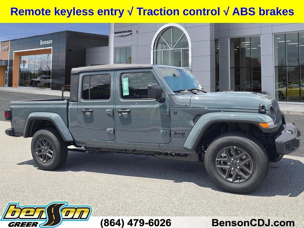 New 2026 Jeep Gladiator SPORT S 4X4 Pickup