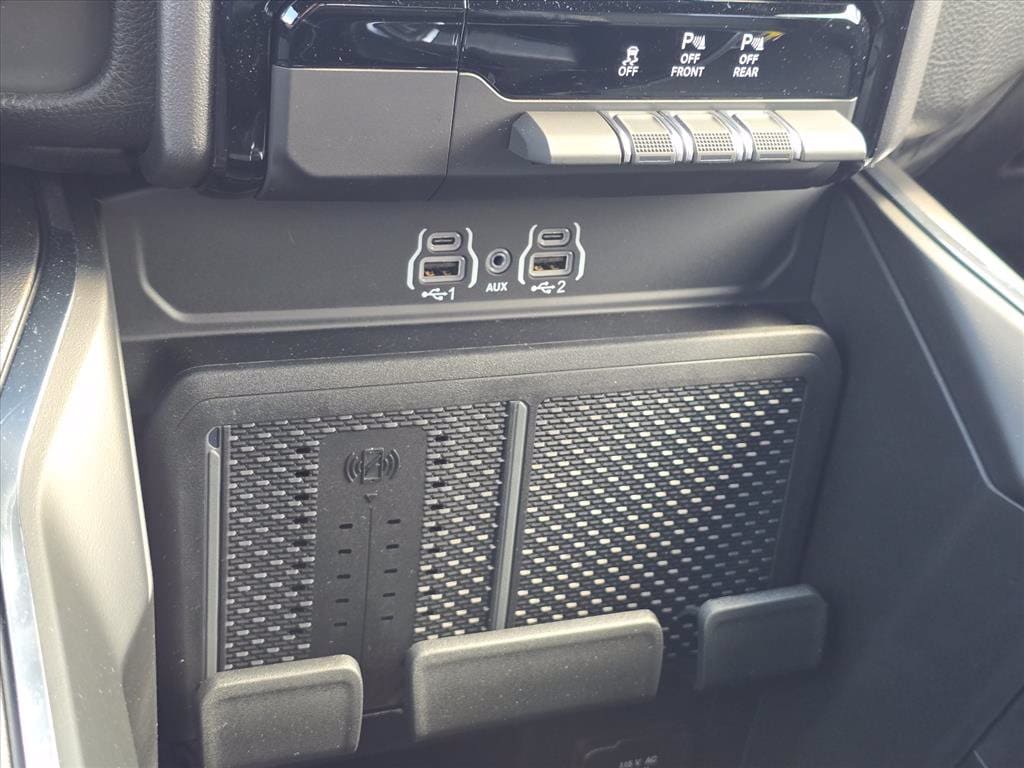 2026 RAM 1500 Laramie - Photo 11