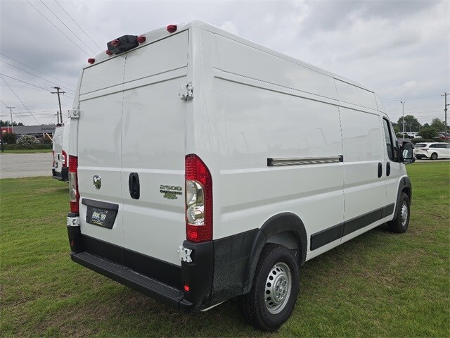 2025 Ram ProMaster 2500 photo 2